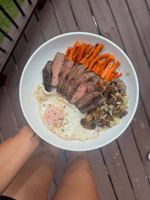 How to Sear the Most Perfect Medium Rare Steak on a Cast Iron Pan